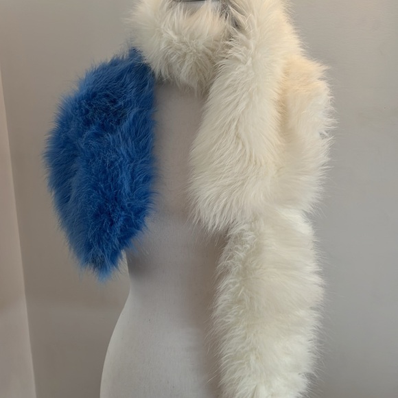 Prada Faux Fur Scarves in White and Blue 55” plus 12” tail like at the end white - Picture 11 of 11